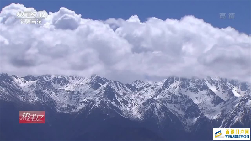 云南迪慶守護(hù)雪山上的精靈(圖1) 云南迪慶守護(hù)雪山上的精靈(圖1)
