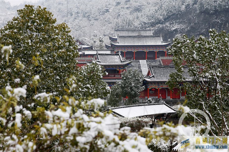 重慶黔江：雪映城市大峽谷(圖3)