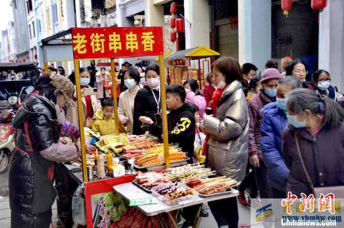 廣西欽州老街的新年“味”(圖5)