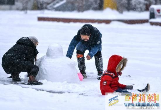 烏魯木齊迎降雪(圖3)