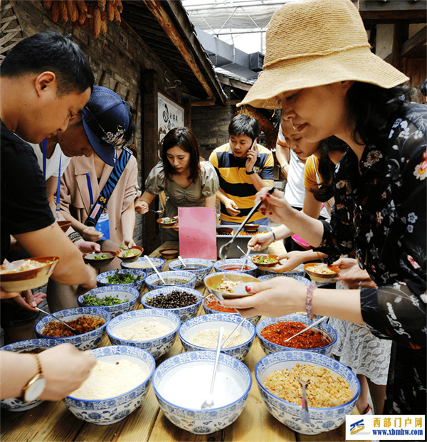 墊江：一碗豆花“開”萬(wàn)家(圖1)