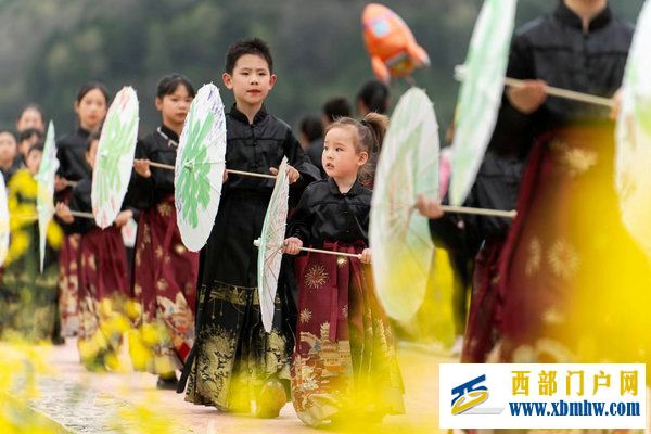 春花盛事，震撼巴山 | 2024最美油菜花海漢中旅游文化節鎮巴分會場活動隆重舉行(圖11)